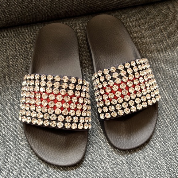 FINAL DROP/ SALE!!! Gucci Crystal web logo Slides sandals NWB - Picture 3 of 11